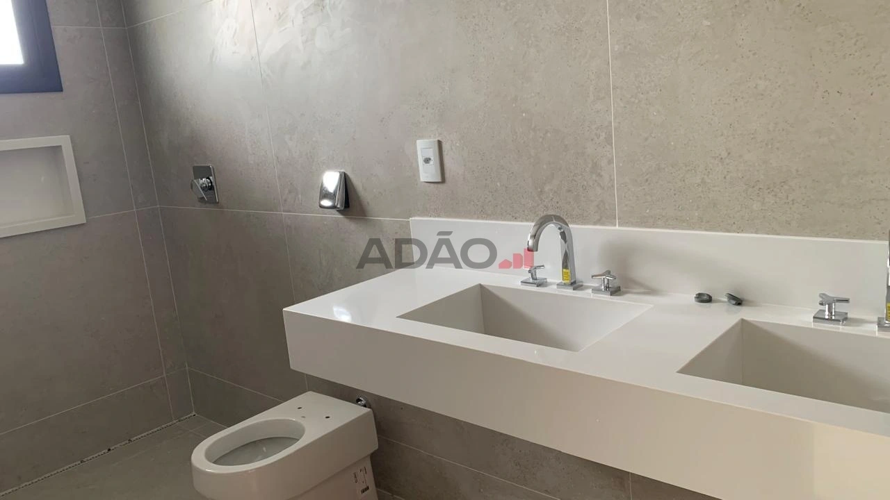 Mídia 4