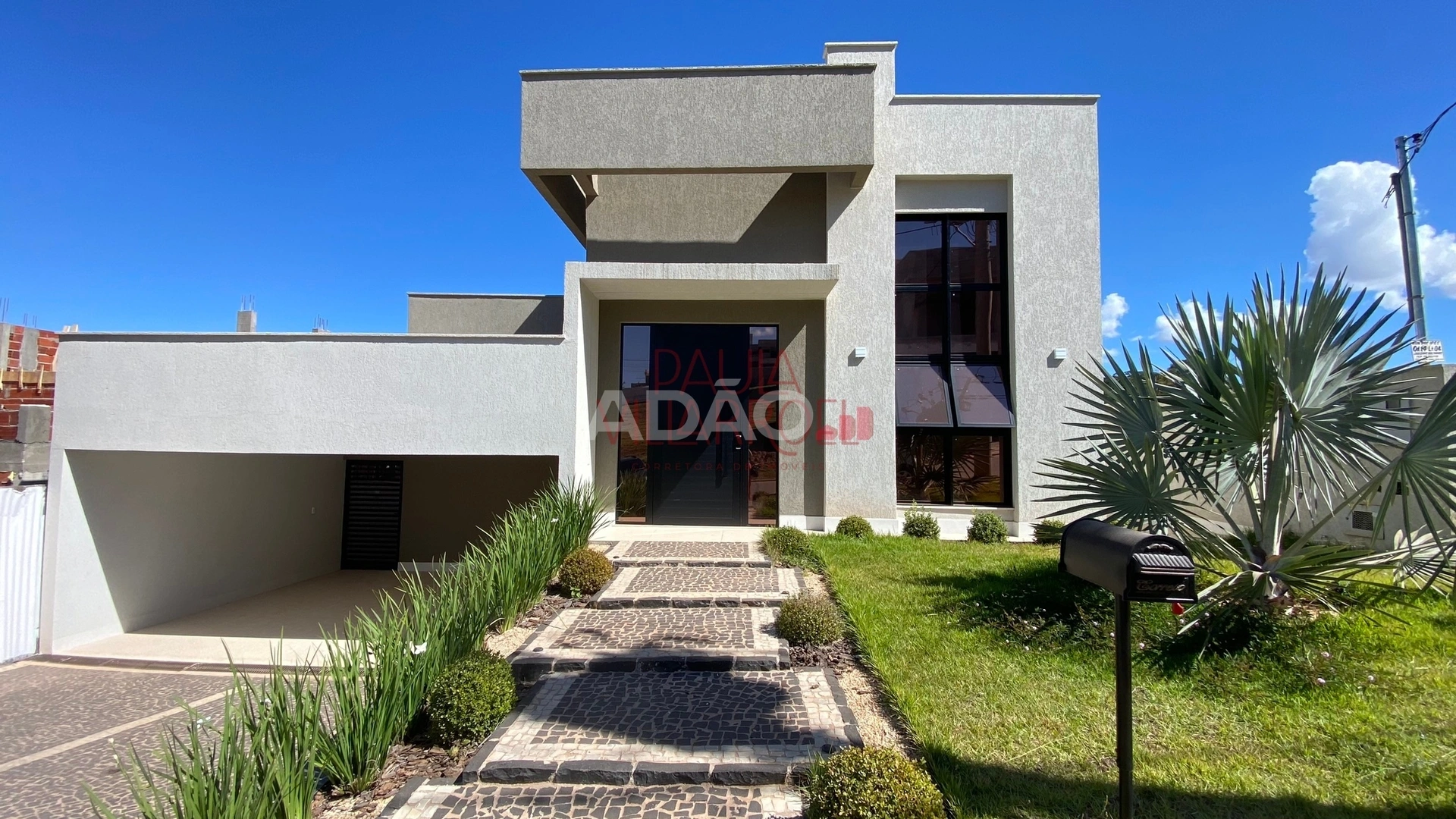 Mídia principal