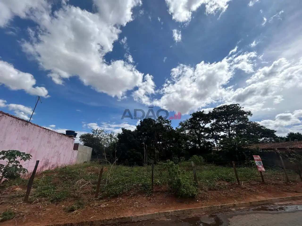 Imagem do imóvel 1 de 8 (+1 ocultas)