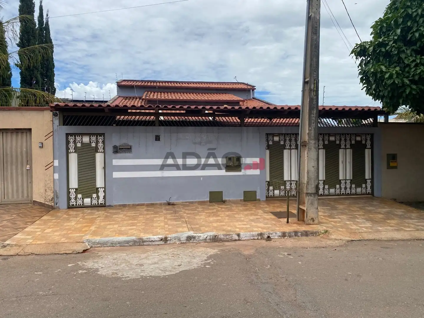 Imagem do imóvel 1 de 17 (+1 ocultas)