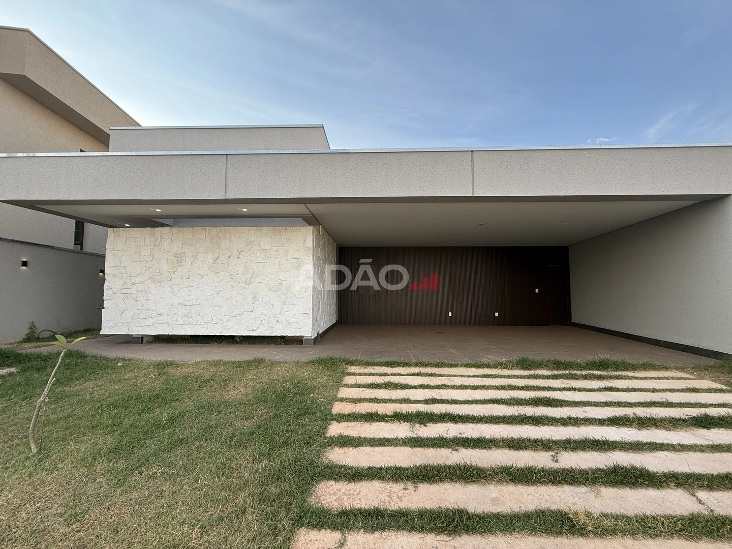 Mídia principal