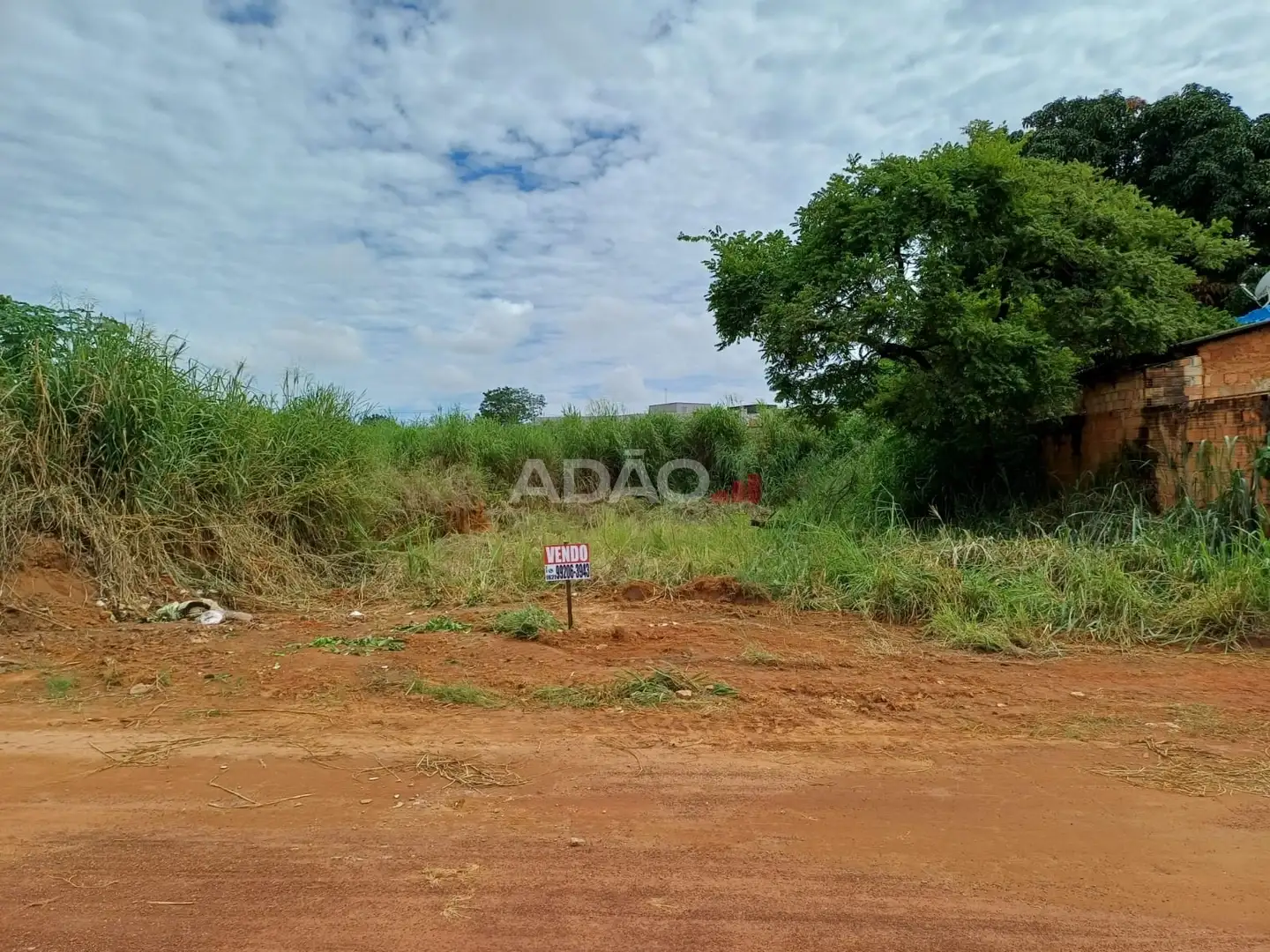 Imagem do imóvel 1 de 4 (+1 ocultas)